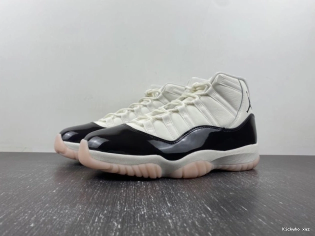 Jordan Neapolitan AR0715-101 Air 11 0810